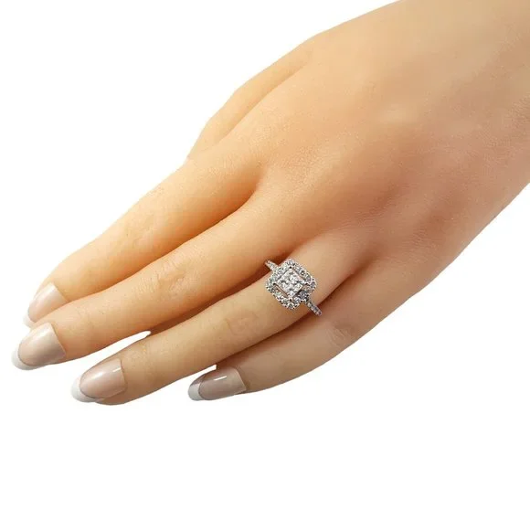 14K White Gold Diamond Cluster Engagement Ring Size 5.5-5.75 #16338